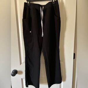 Women’s Kade Cargo Figs Scrub Pants - Black, Medium Petite